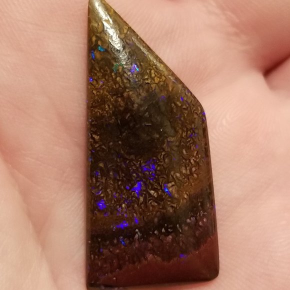 Australian Koroit Opal * 35.53 x 16.10 x 4.17mm * Purple boulder opal * LKO242TB - Picture 6 of 15